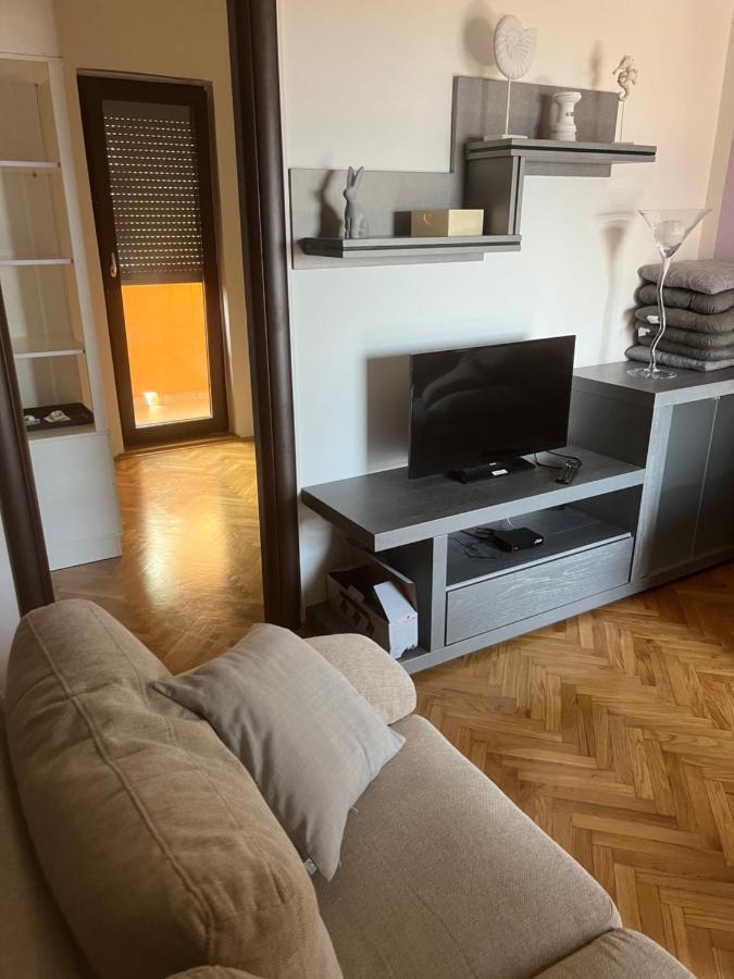 Sun & More Apartment ツリクヴェニツァ エクステリア 写真